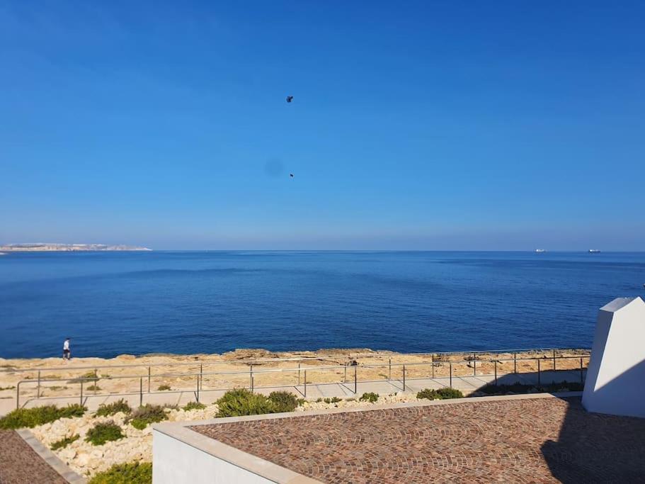 Private Room In A Modern Apartment With Pool And Sea View St. Paul's Bay Exterior foto